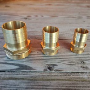 Messing Slangestuds x udvendigt gevind. 30 bar 