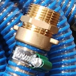 Sugeslangest 25mm x 7 meter. PVC slange og Messing fittings